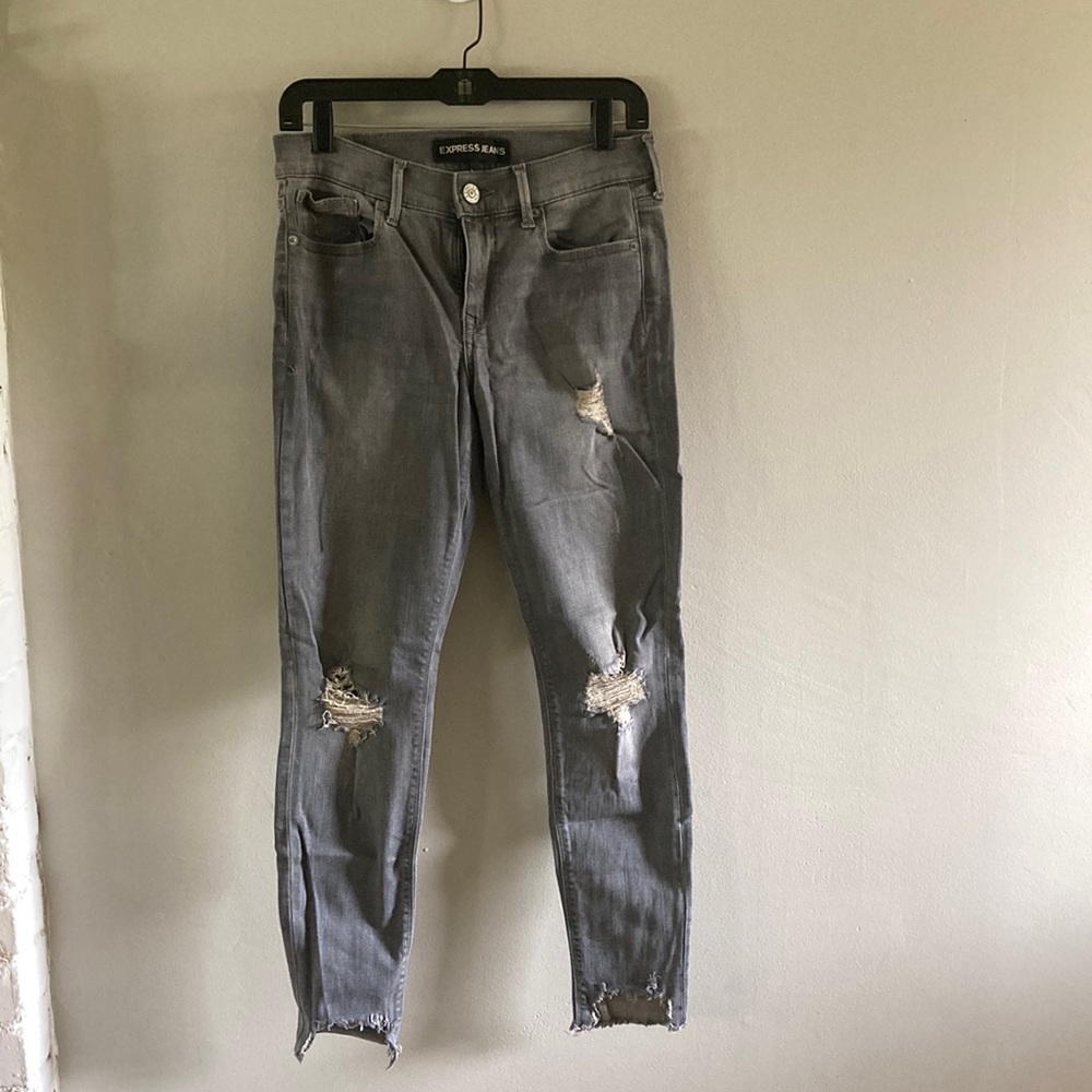 EXPRESS Gray distressed skinny jeans